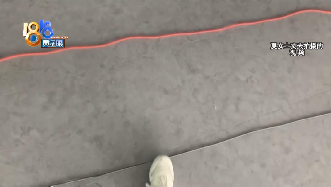 DƬ